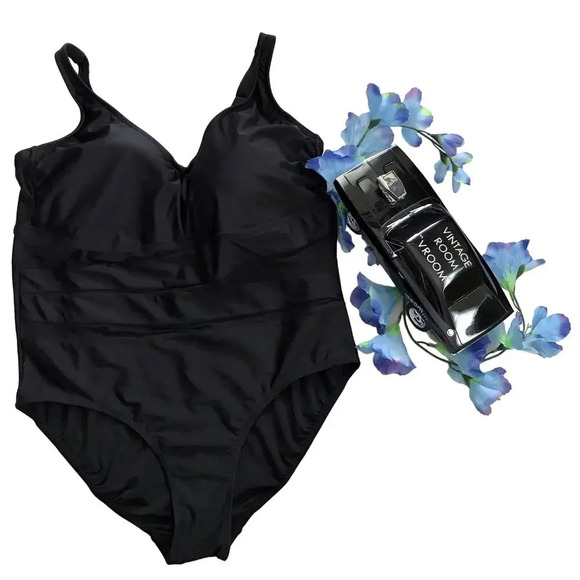 Ava & Viv NWOT One Piece Swim Suit Women 22W - Picture 1 of 11